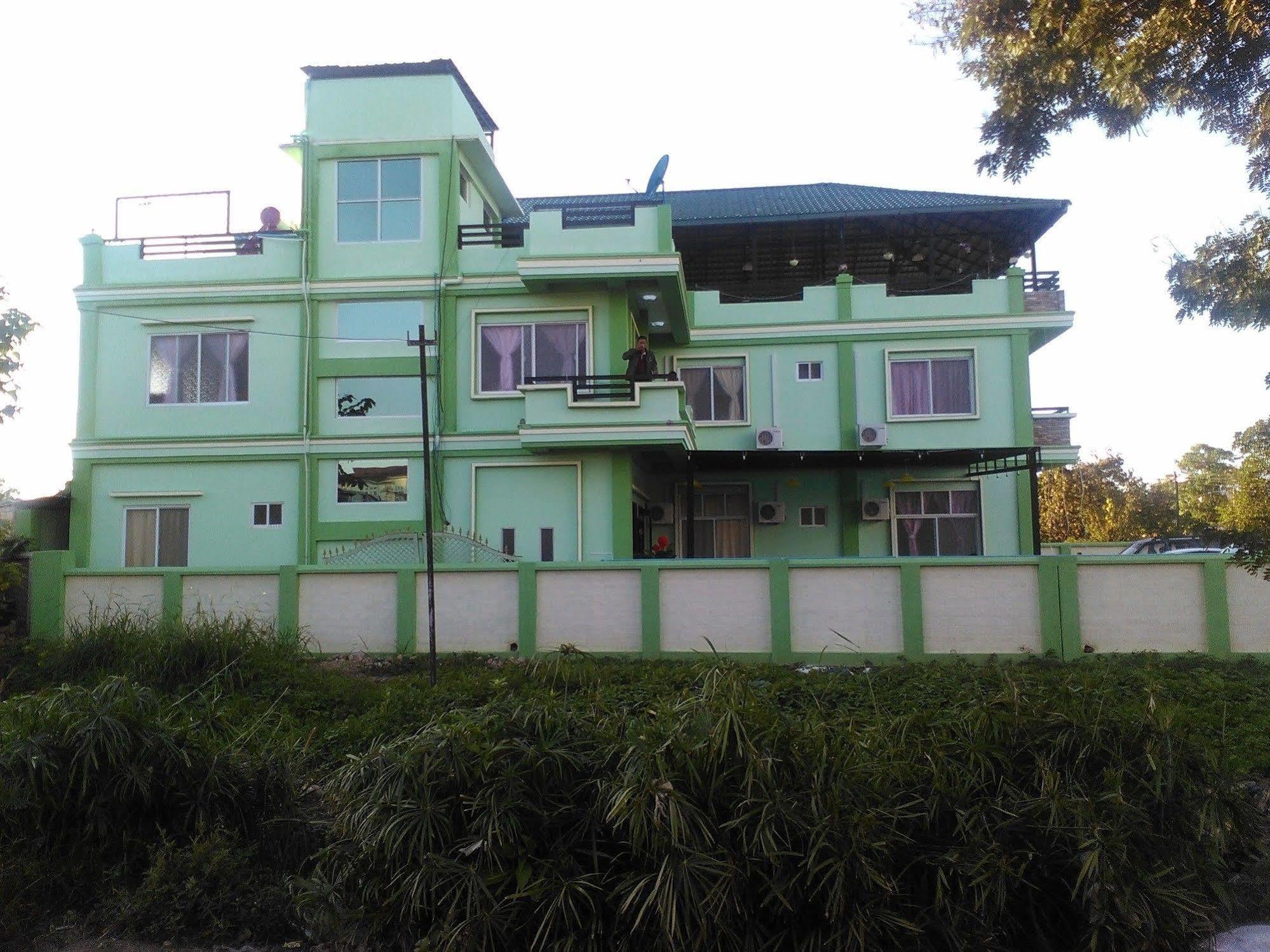 Hotel 99 Pyin Oo Lwin Luaran gambar