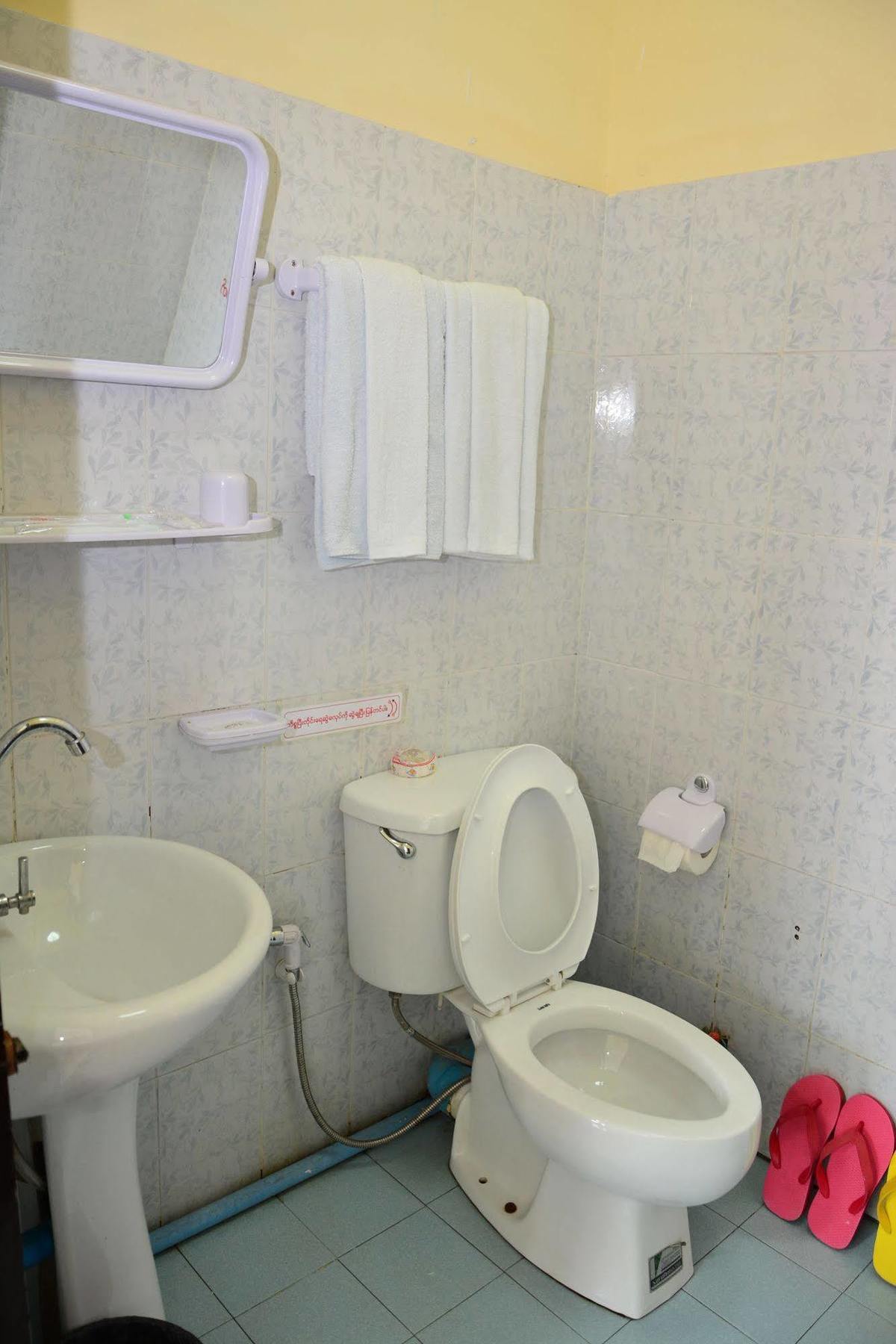 Hotel 99 Pyin Oo Lwin Luaran gambar