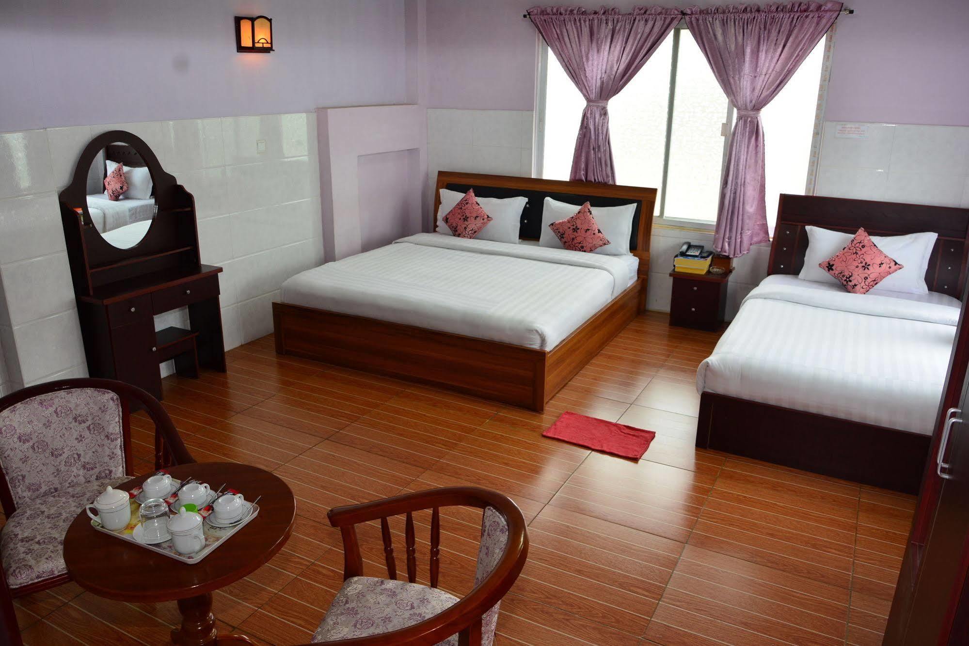 Hotel 99 Pyin Oo Lwin Luaran gambar