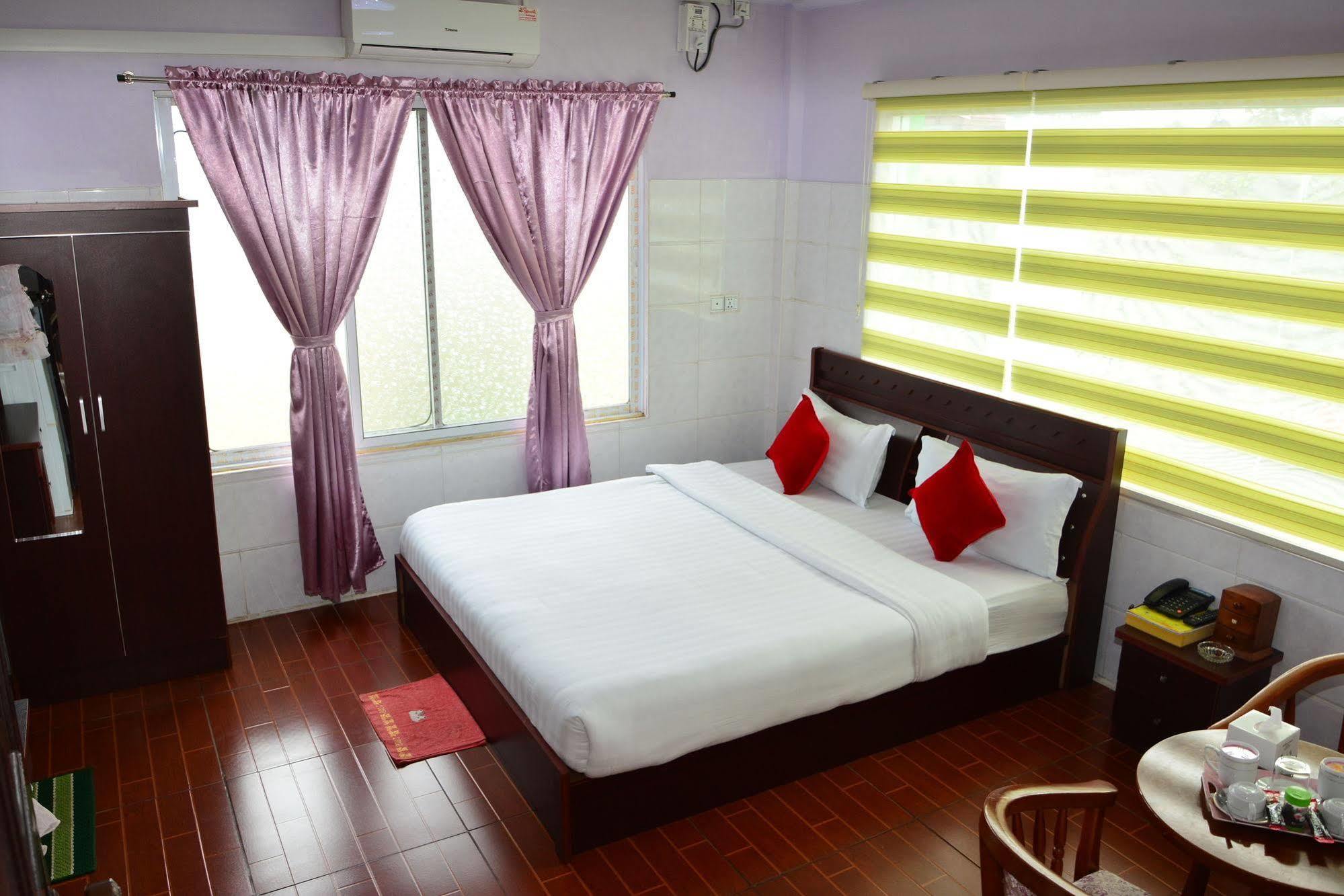 Hotel 99 Pyin Oo Lwin Luaran gambar