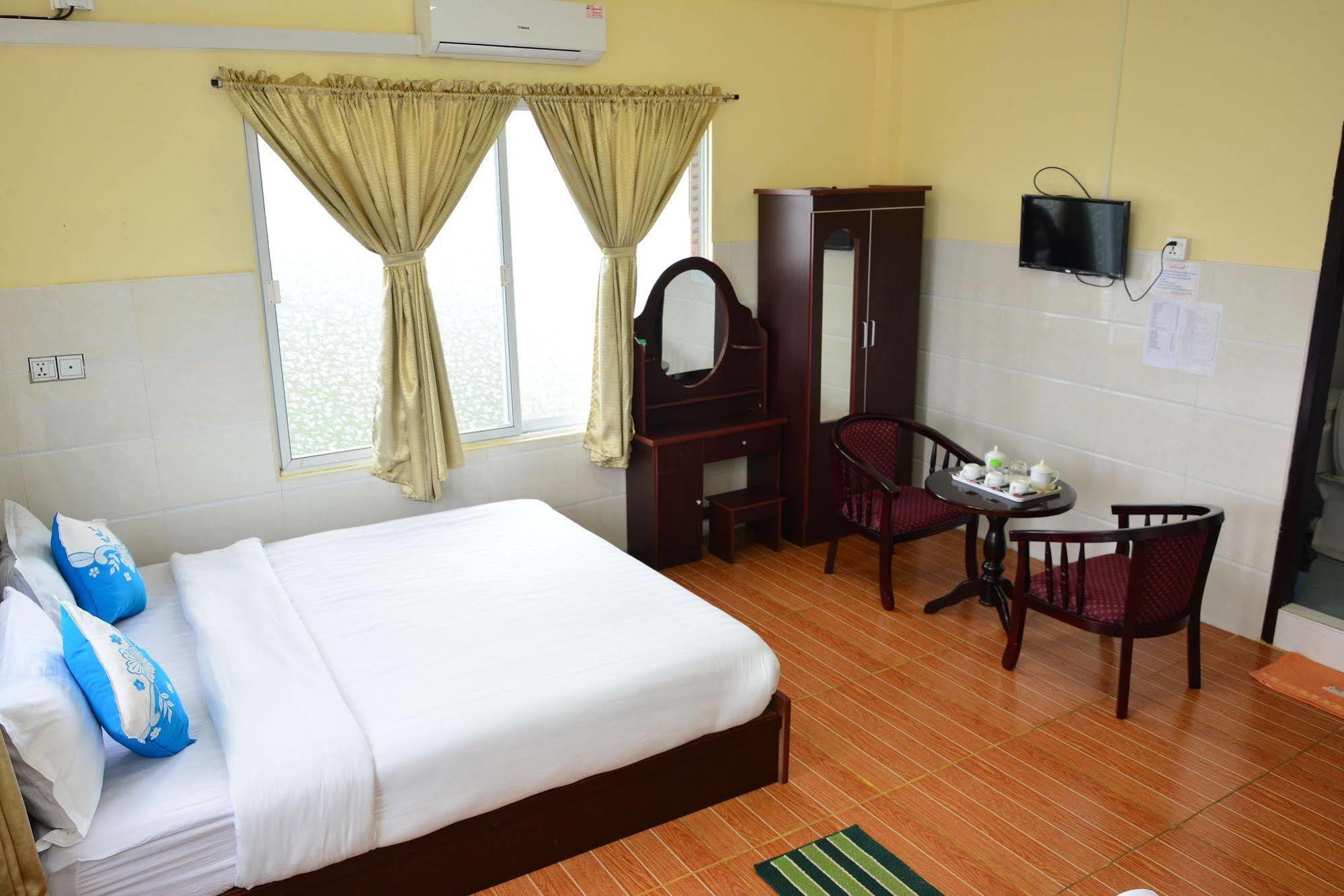 Hotel 99 Pyin Oo Lwin Luaran gambar